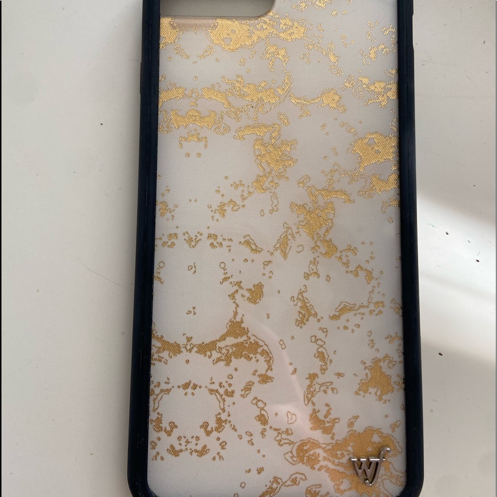gold and white wildflower phone case